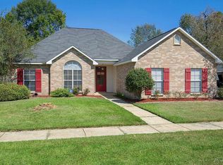 1375 Buffalo Hollow Ct, Zachary, LA 70791