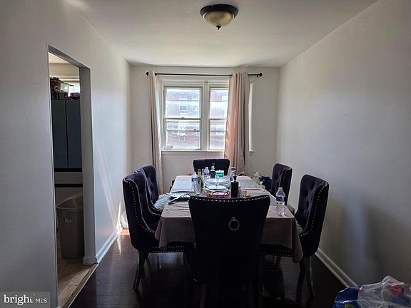 5th image of 2914 Devereaux Ave