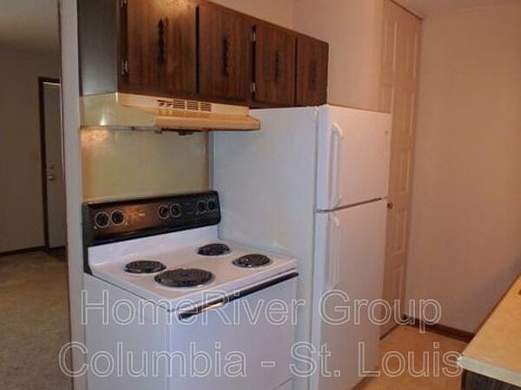4th image of 2300 Sears Ct APT 2