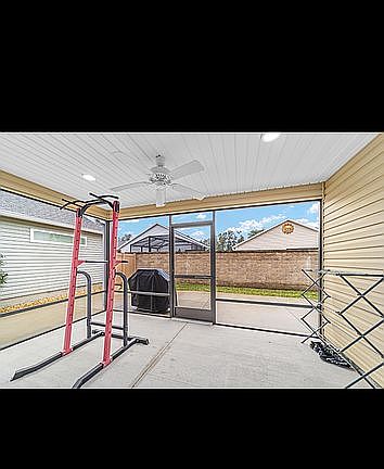4th image of 6030 Gibson Ave