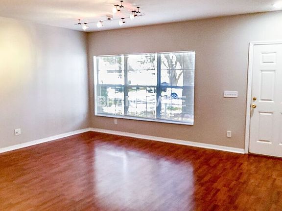 3rd image of 460 Summer Sails Dr