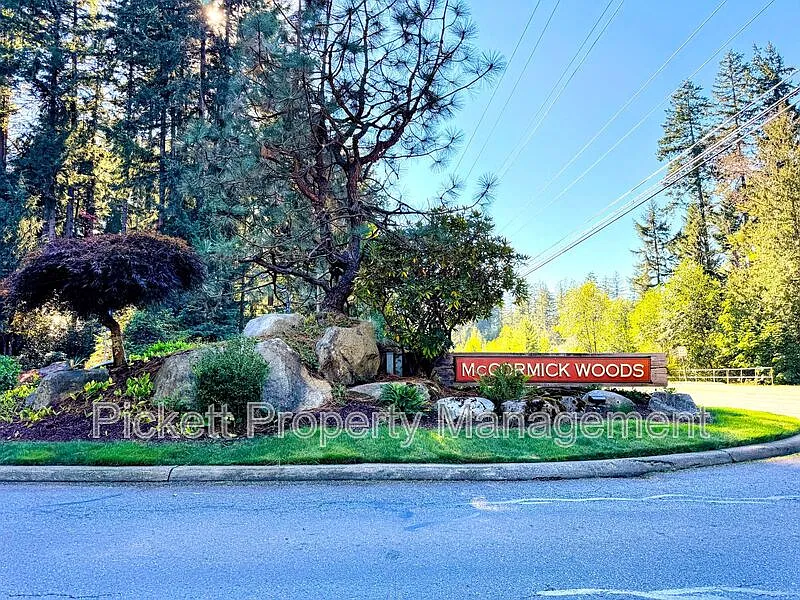 4 bed, 3.0 bath, 2926 sqft, $3,299 — Photo 1