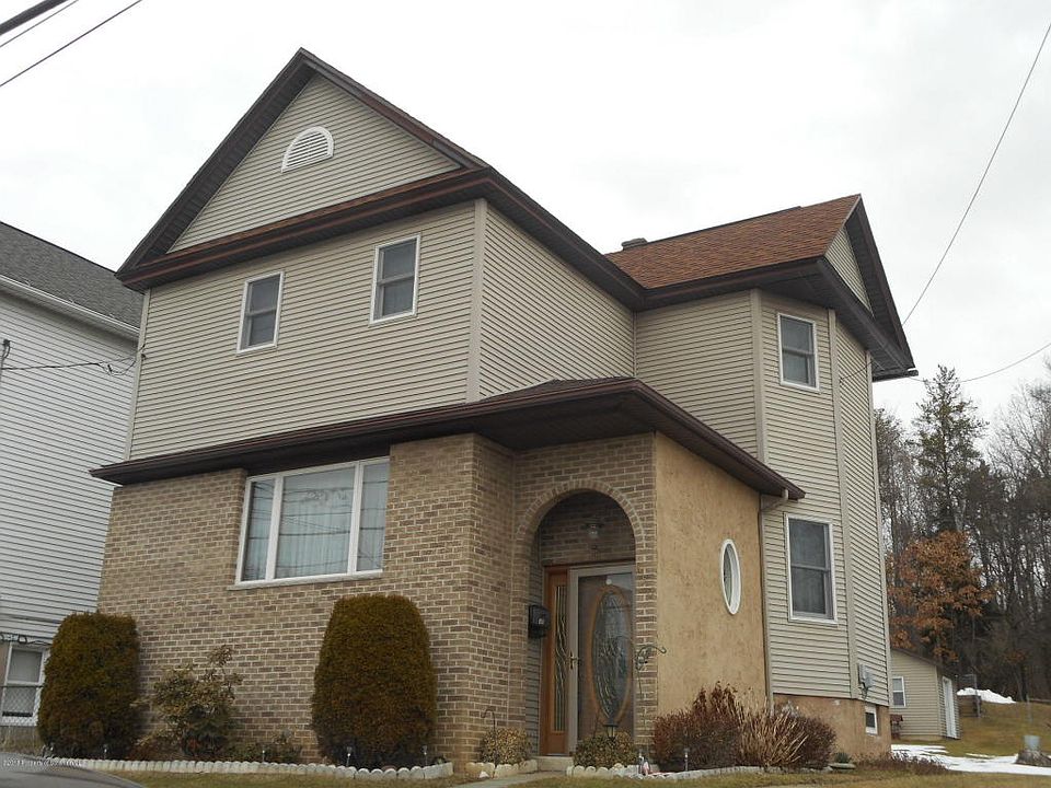 1st image of 850 E Lackawanna Ave
