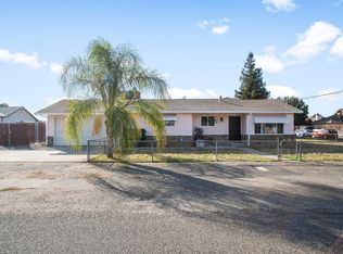 13400 Welch St, Waterford, CA 95386