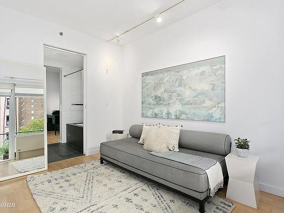 5th image of 421 E 13th St #3A