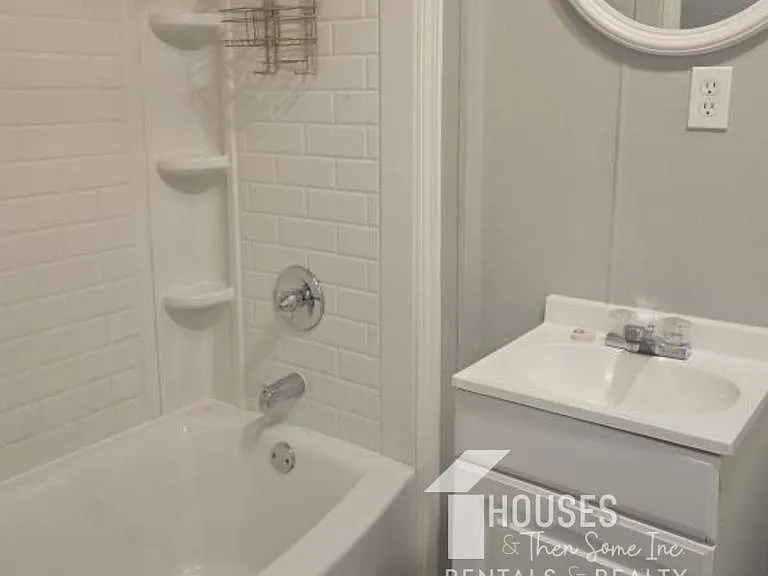 3 Bradley St — Photo 16
