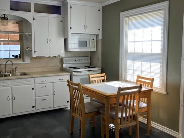 224 Federal Dr, Anderson, IN 46013