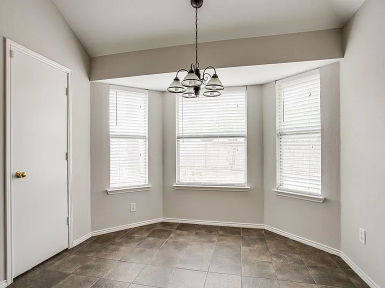 9213 Norfolk Ln — Photo 14
