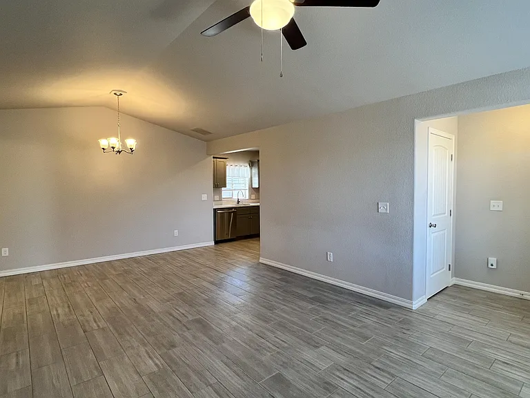 6602 Watusi Rd — Photo 3