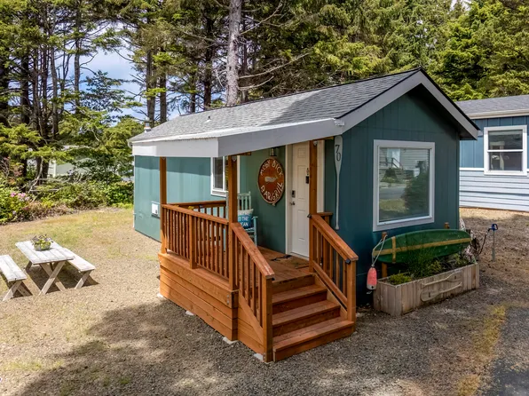 4875 N Highway 101 #70, Depoe Bay, OR 97341