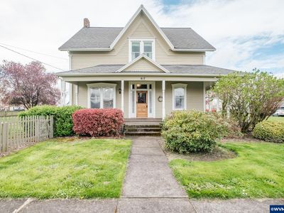817 W 3rd St, Halsey, OR, 97348
