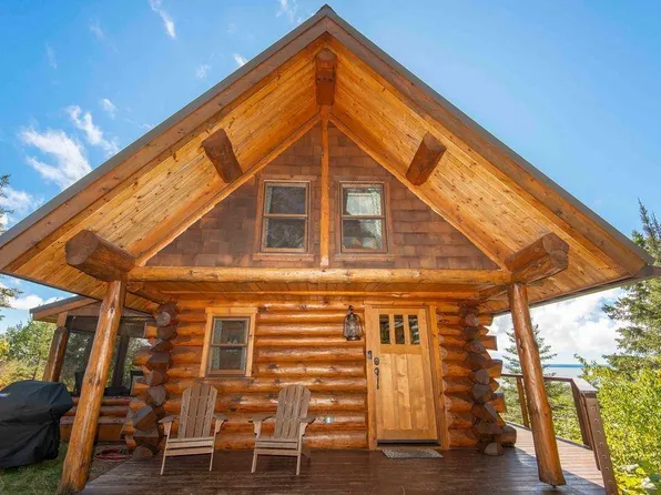 5752 Illgen Bluff Rd, Silver Bay, MN 55614