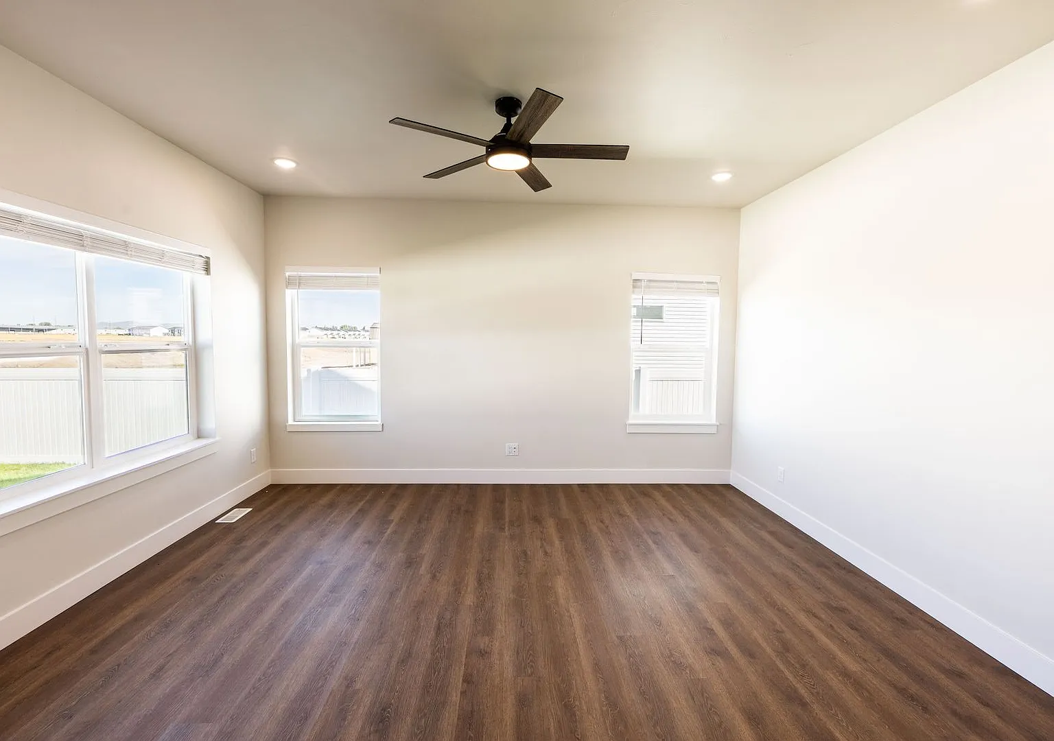 Brand-New Twin Home Located In Sugar City — Photo 4