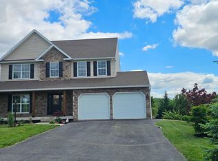 8380 Harper Dr, Waynesboro, PA