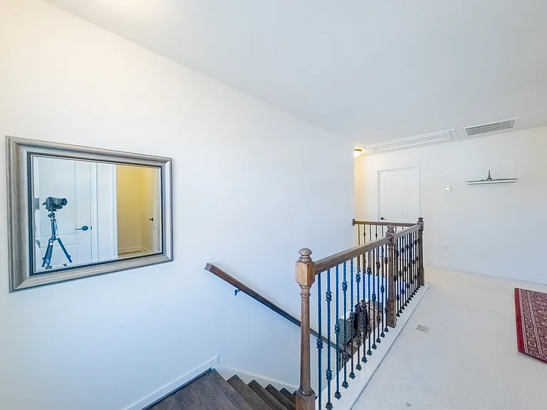 10878 Holman Ridge Rd — Photo 45