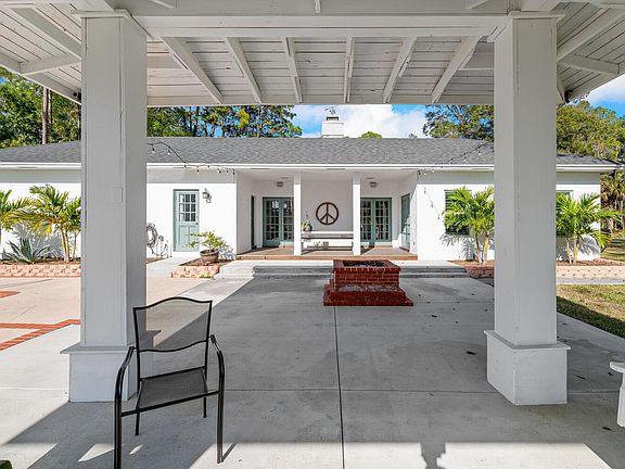 2nd image of 1453 E Road