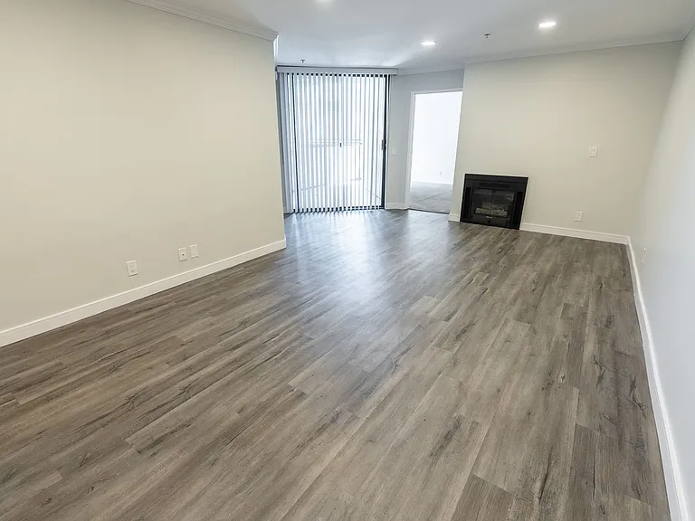 1223 Federal Ave — Photo 108