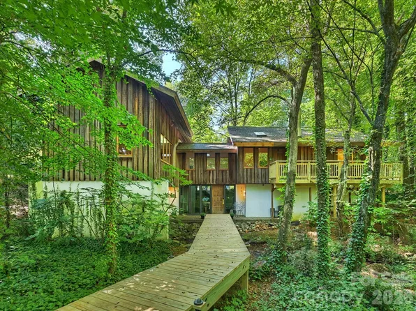 5624 Glenkirk Rd, Charlotte, NC 28210