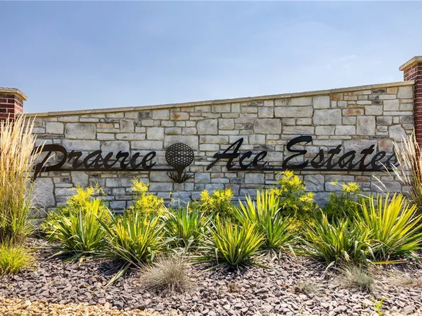 N Country Club Rd, Effingham, IL 62401