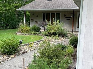 12115 Girdled Rd, Concord Township, OH 44077