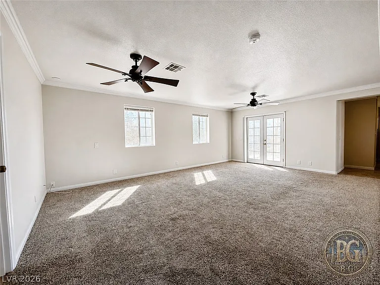 764 Benedict Dr — Photo 25