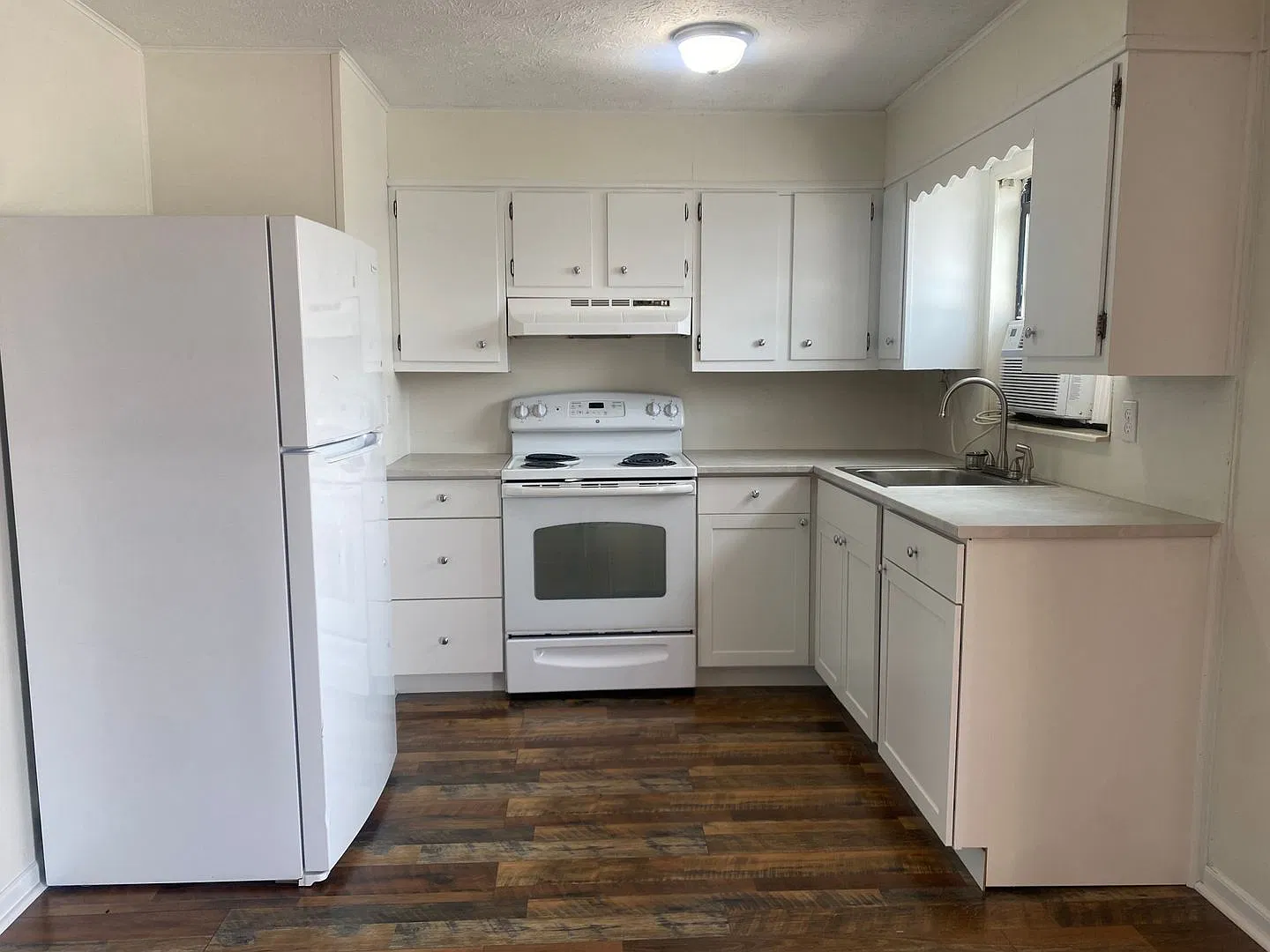 Morningside Townhouse Apartments — Photo 4