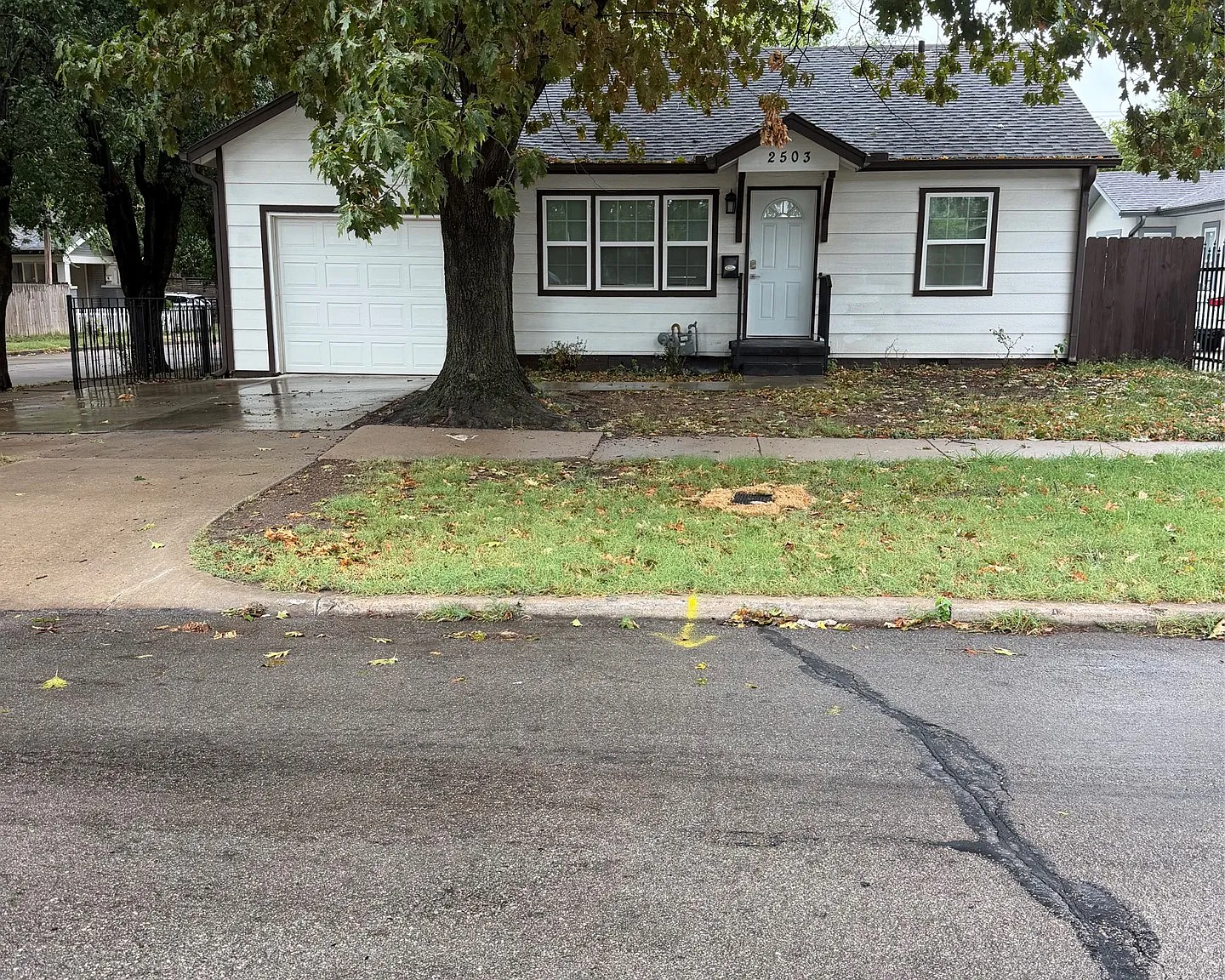2 bed, 1.0 bath, 1000 sqft, $1,400 — Photo 1