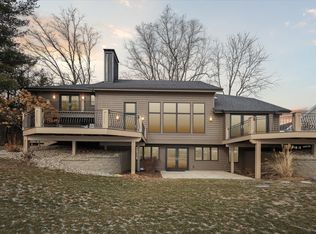 22694 Weatherby Ln, Elkhart, IN 46514