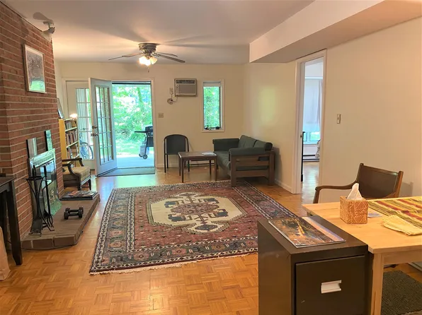 1803 Inglewood Dr, Charlottesville, VA 22901