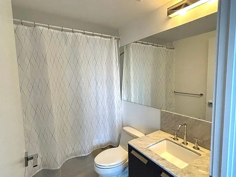 42 Charles St E #2802 — Photo 7