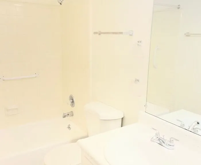1424 N Craycroft Rd #8 — Photo 9