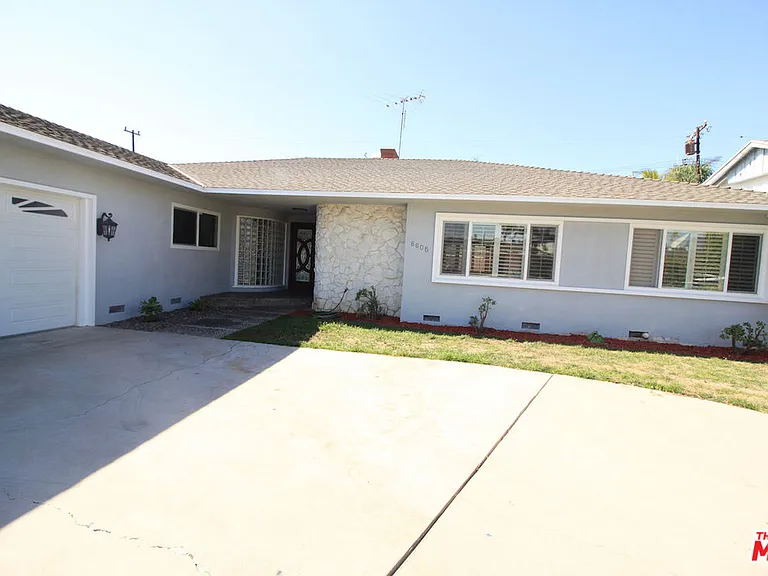 6605 S Sherbourne Dr — Photo 3