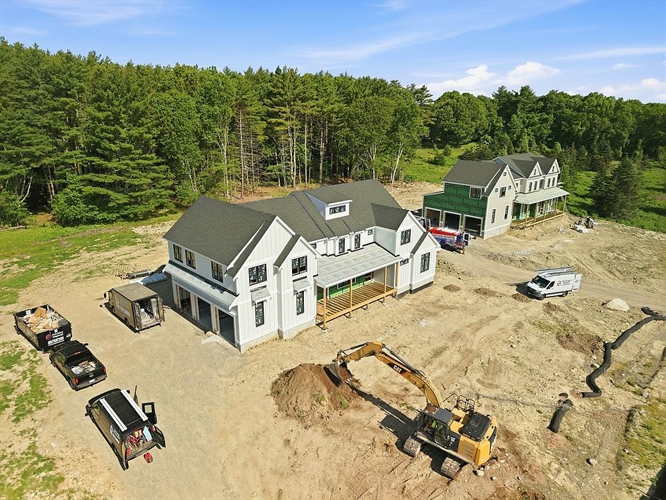 1st image of 6 Webster Farm Way