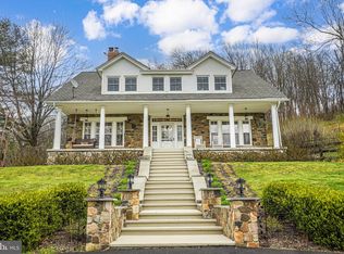 976 Fiery Run Rd, Linden, VA 22642