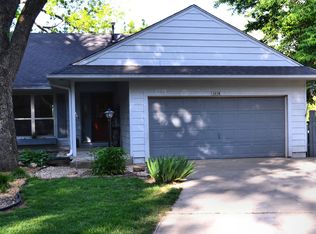 603 Quail Run Rd, Grove, OK 74344