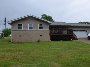 66 Crestview Rd, Mountain Home, AR 72653