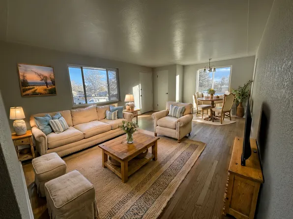 8727 W 63rd Pl, Arvada, CO 80004