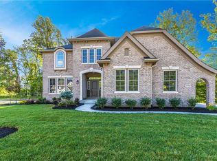 11943 Chapelwood Dr, Fishers, IN 46037