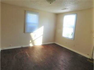 1008 N 5th St #A, Champaign, IL 61820