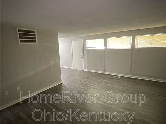 3rd image of 4605 Hedgewood Dr