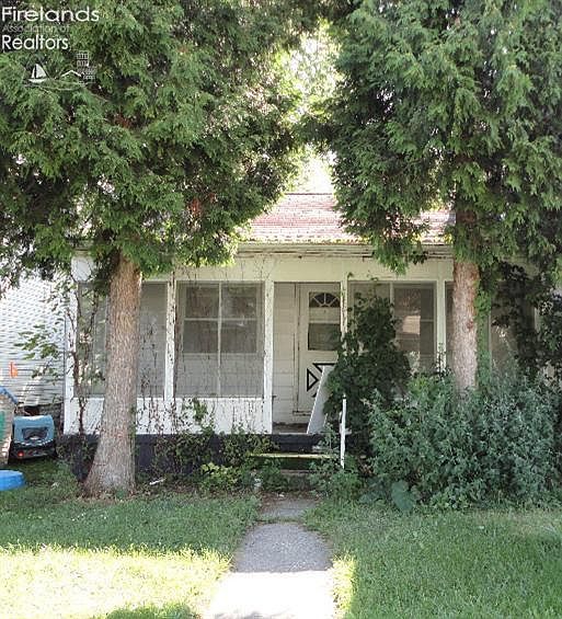1st image of 523 Bidwell Ave