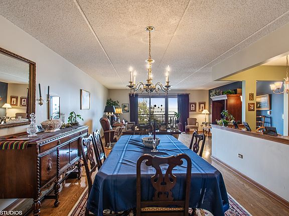 3rd image of 6430 W Berteau Ave APT 406