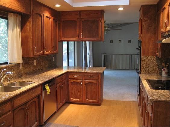 Kitchen w/ Large Counter-Space