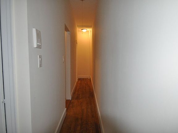 4th image of 16 Saint Marks Pl APT 3D