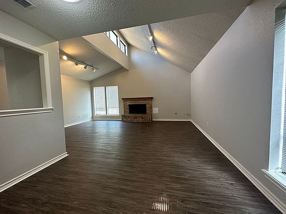 4th image of 309-311 Brookwood Dr #309