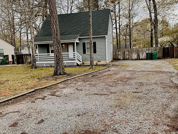 2nd image of 6 Courtside Ln