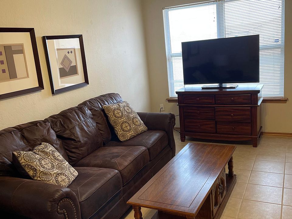 1st image of 7944 NW Crossland Cir #7944