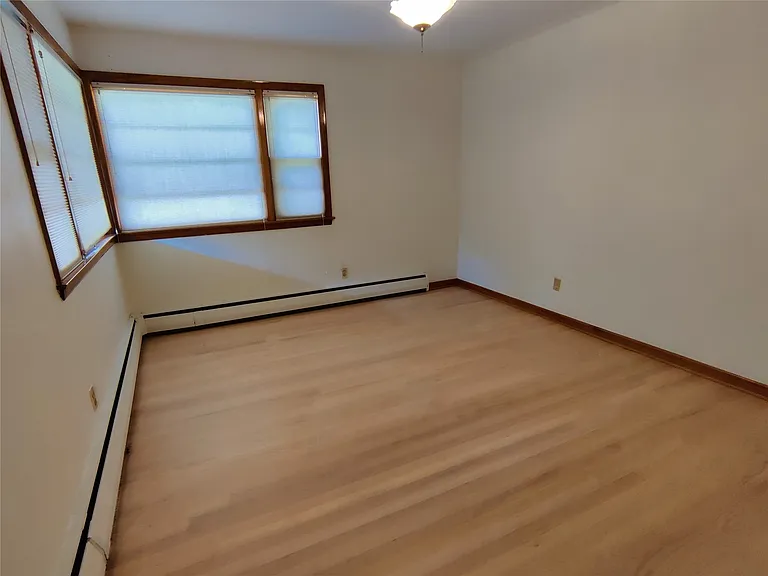 3112 Belmont Ave — Photo 11