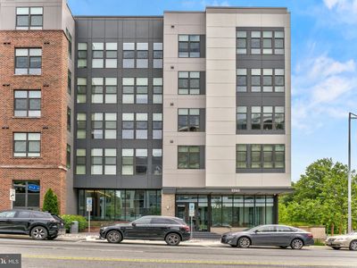 1761 Old Meadow Rd #209, McLean, VA, 22101