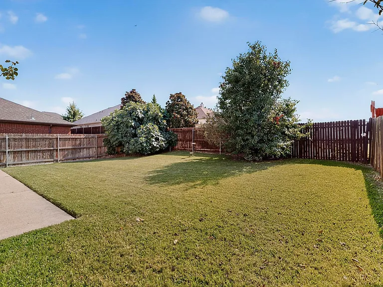 9906 Gessner Dr — Photo 37